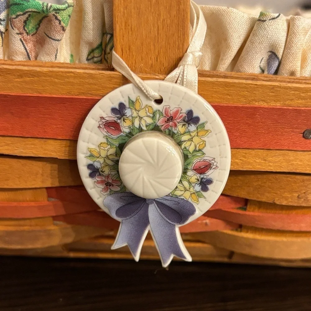 Longaberger 2000 Century Celebration Basket Floral Liner Handle Hat Medallion